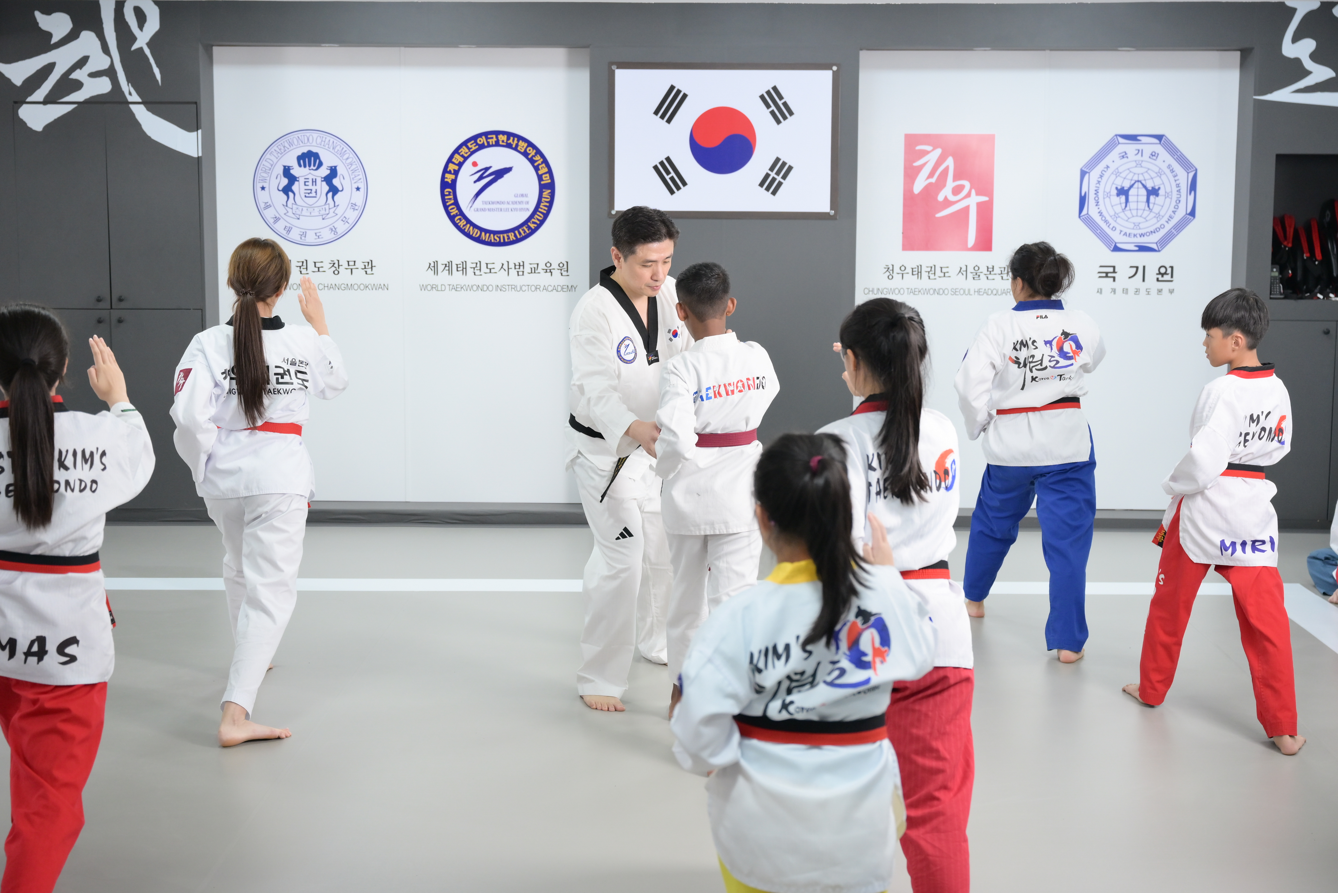 기본동작: 하나부터 열까지